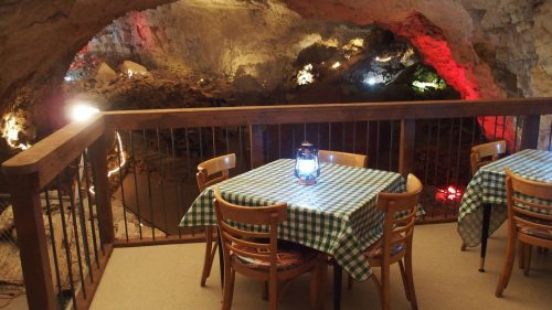 Caverns-Grotto-3